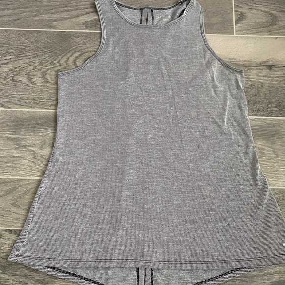 BCG Bundle Set of 2 Athletic Tank Tops - Picture 10 of 15